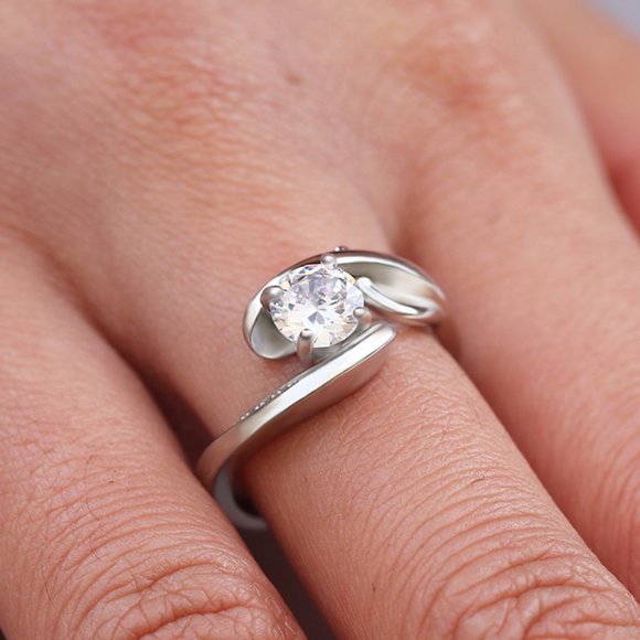 New Women's 925 Silver Diamond Beautiful Ring - Picture 3 of 6